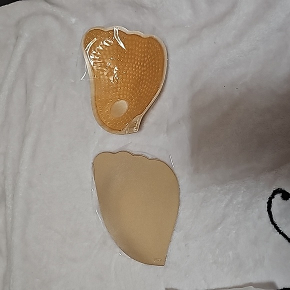 Backless Bra - Picture 2 of 4